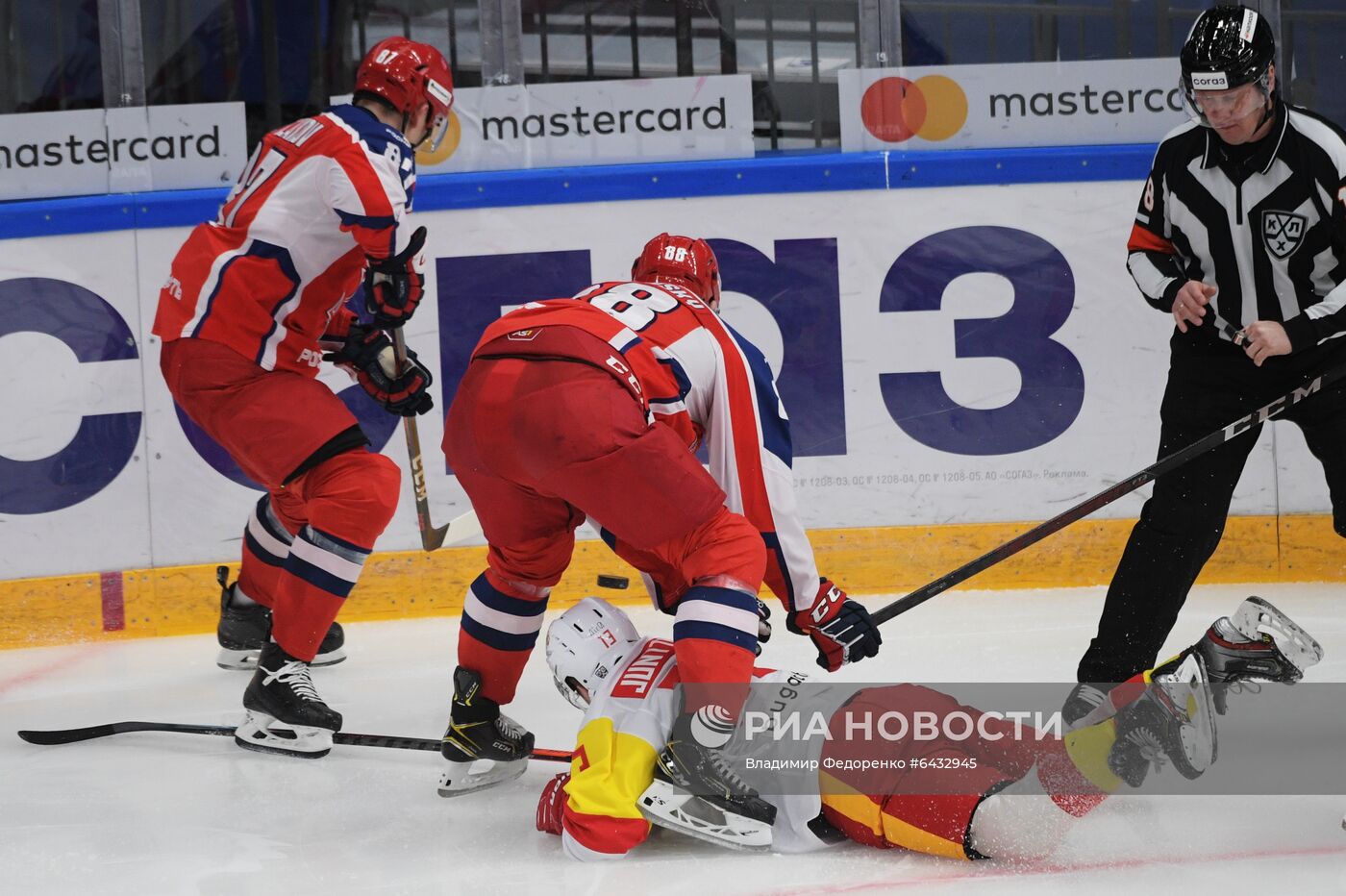 Хоккей. КХЛ. Матч ЦСКА – "Йокерит"