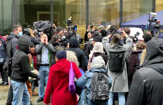 Суд в Лондоне отказался экстрадировать Ассанжа в США