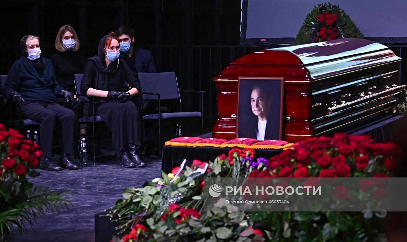 Прощание с народным артистом России В. Кореневым