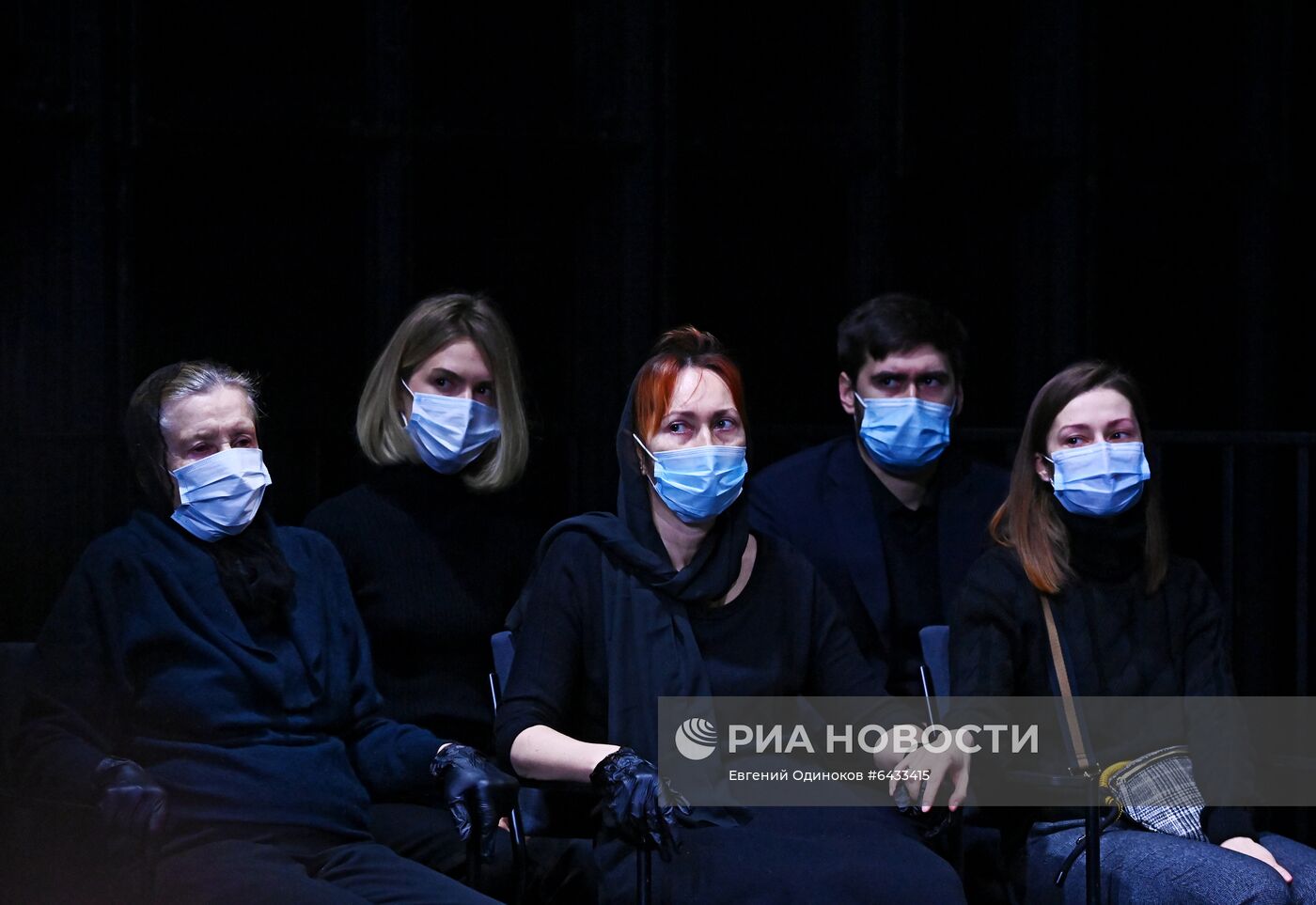 Прощание с народным артистом России В. Кореневым