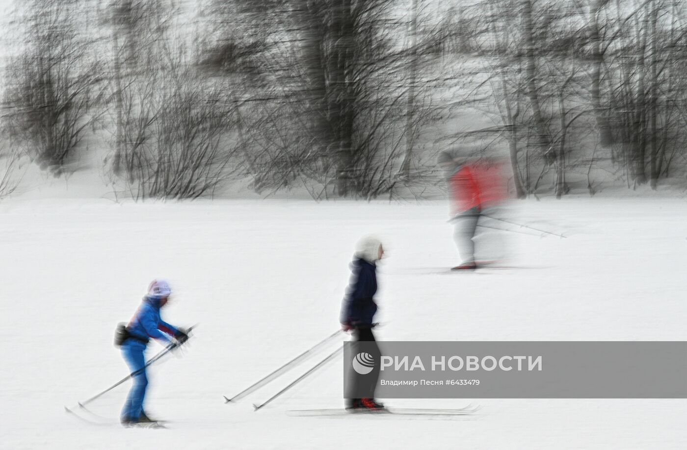 Катание на лыжах в Москве