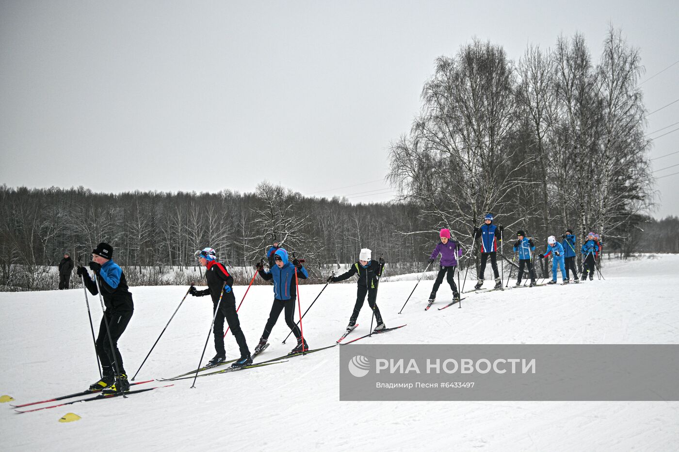 Катание на лыжах в Москве