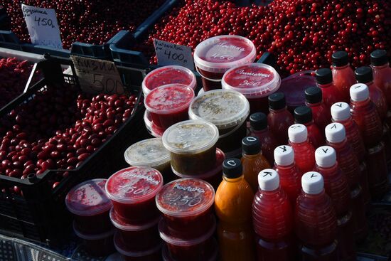 Рождественская продовольственная ярмарка во Владивостоке