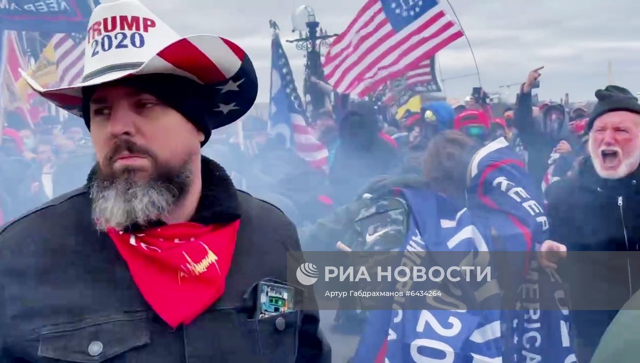 Акция протеста сторонников Д. Трампа в Вашингтоне
