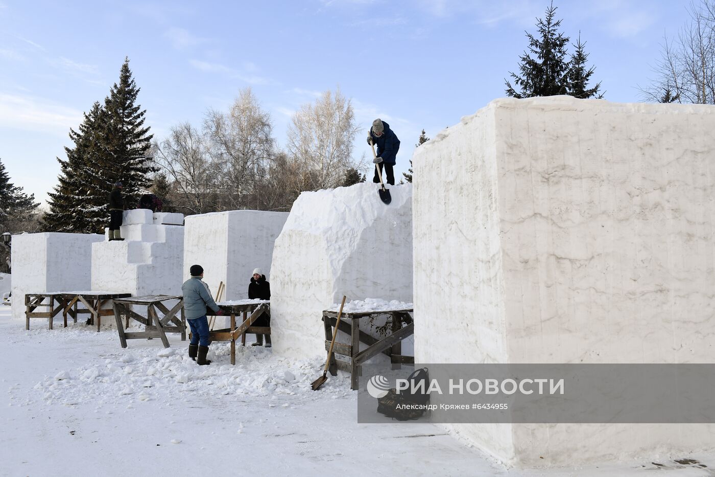 ХXI Сибирский фестиваль снежной скульптуры в Новосибирске