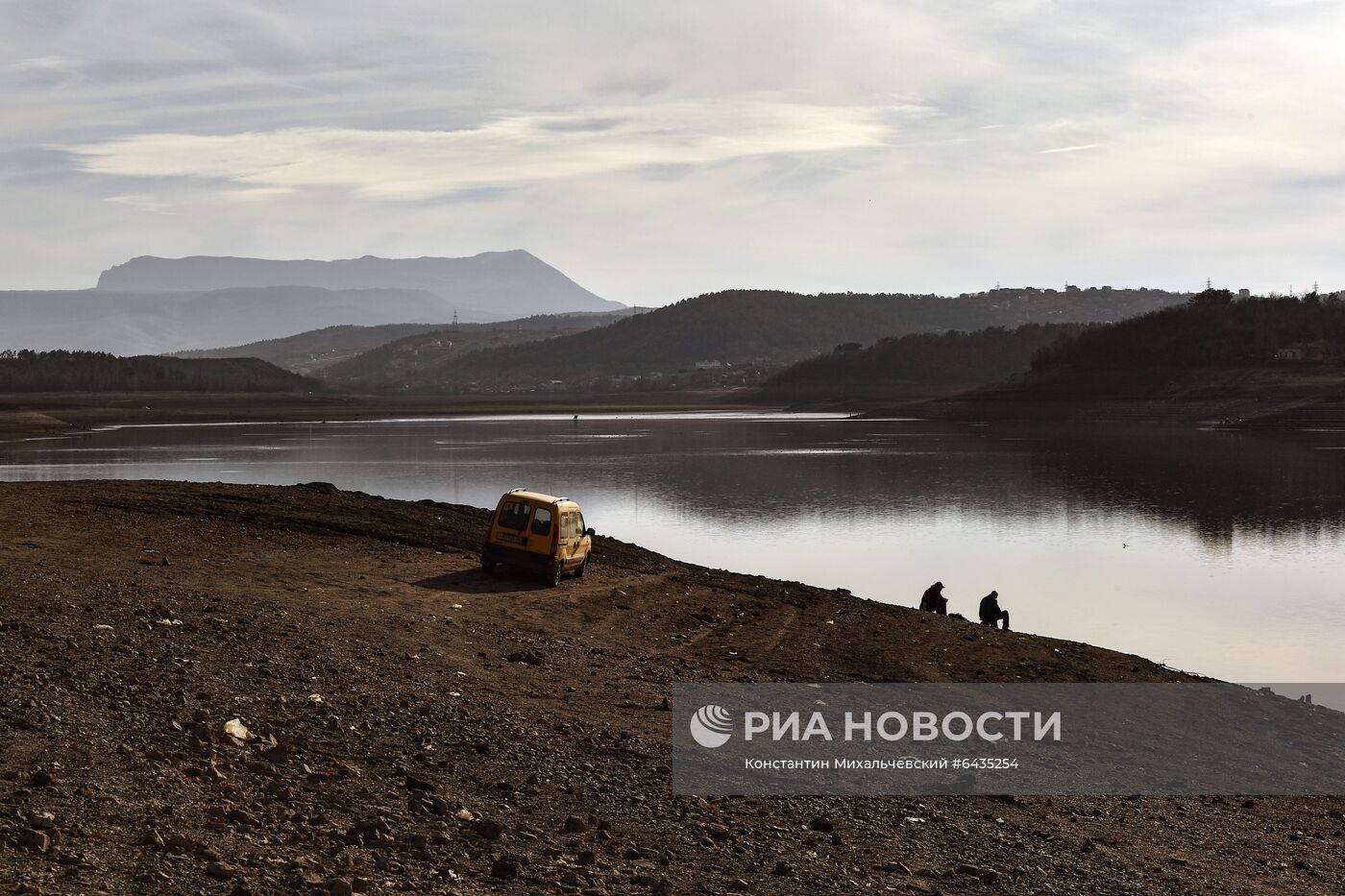 Симферопольское и Аянское водохранилища в Крыму