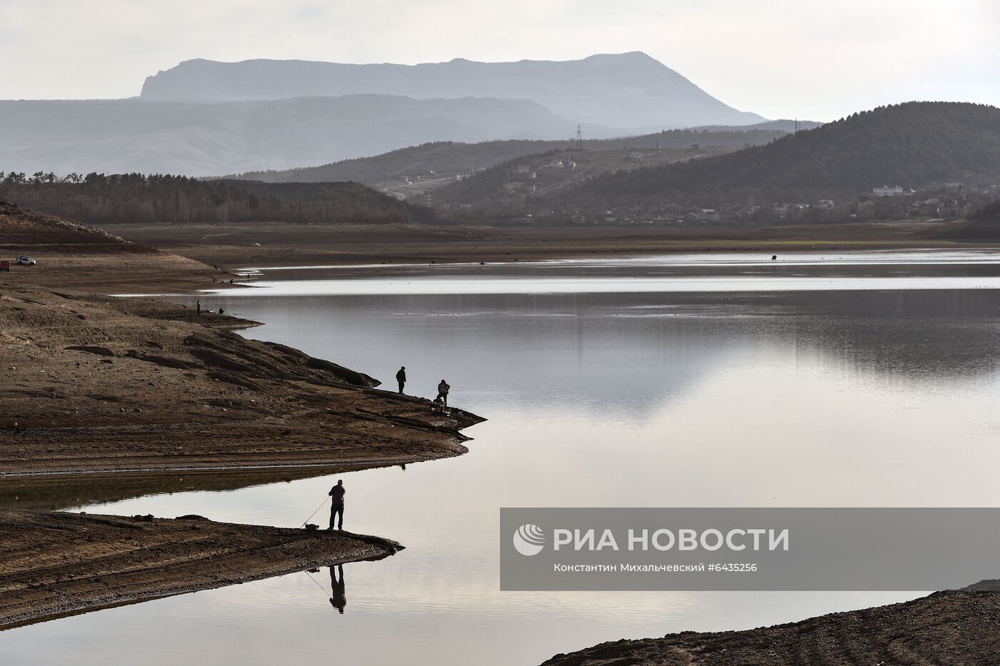 Симферопольское и Аянское водохранилища в Крыму