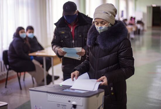 Досрочные выборы президента Киргизии