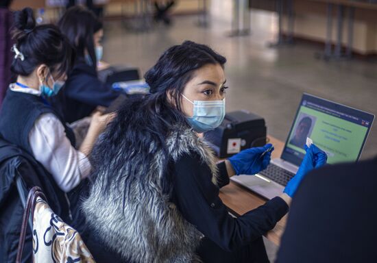 Досрочные выборы президента Киргизии