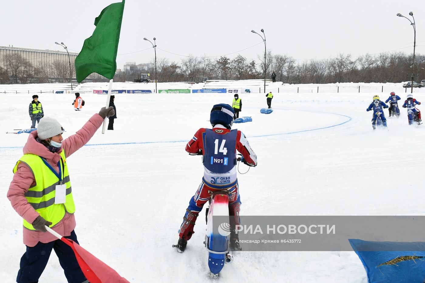 Кубок России по мотогонкам на льду в Новосибирске