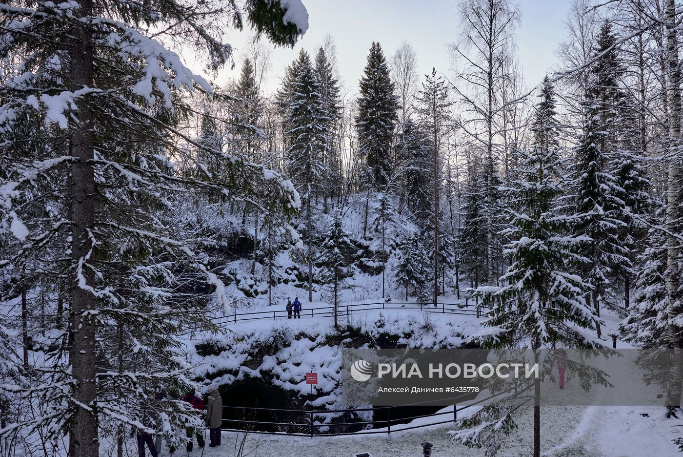 Горный парк "Рускеала" в Карелии