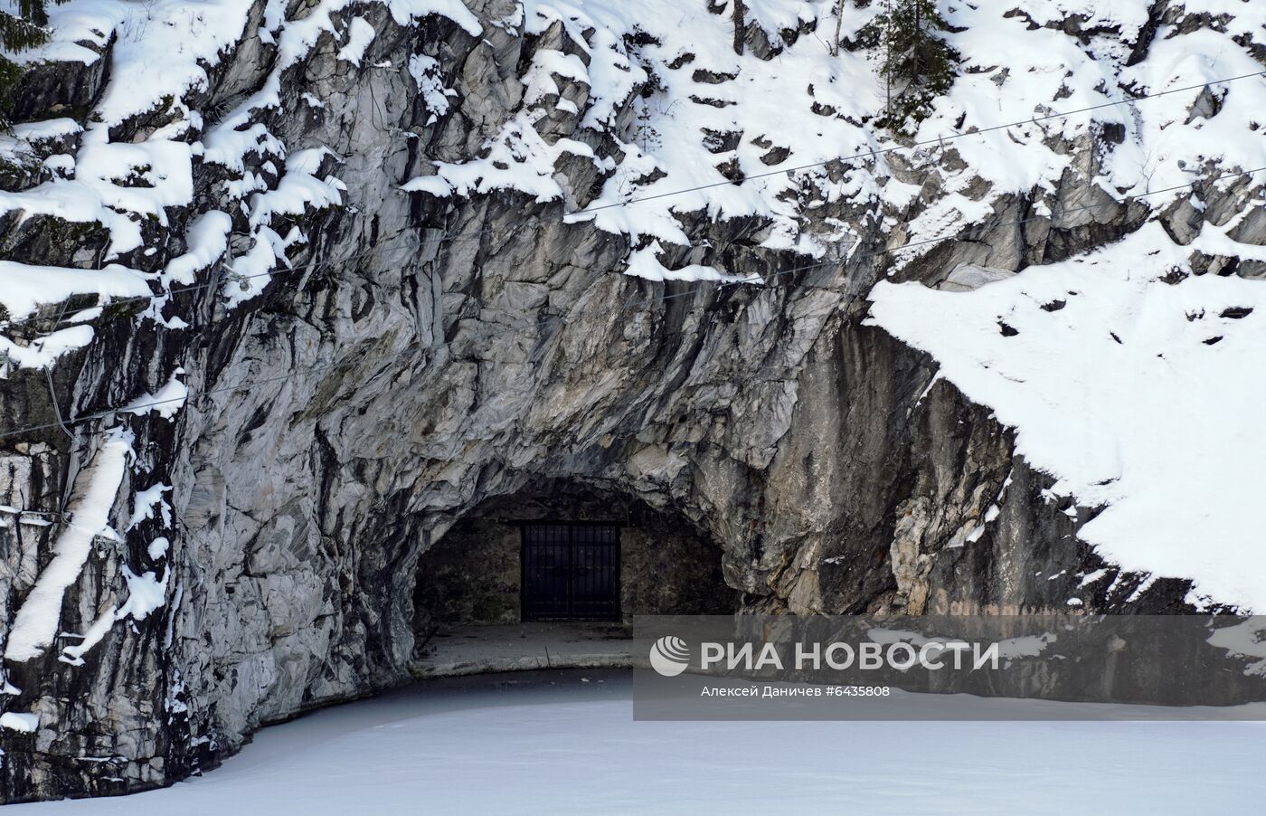 Горный парк "Рускеала" в Карелии