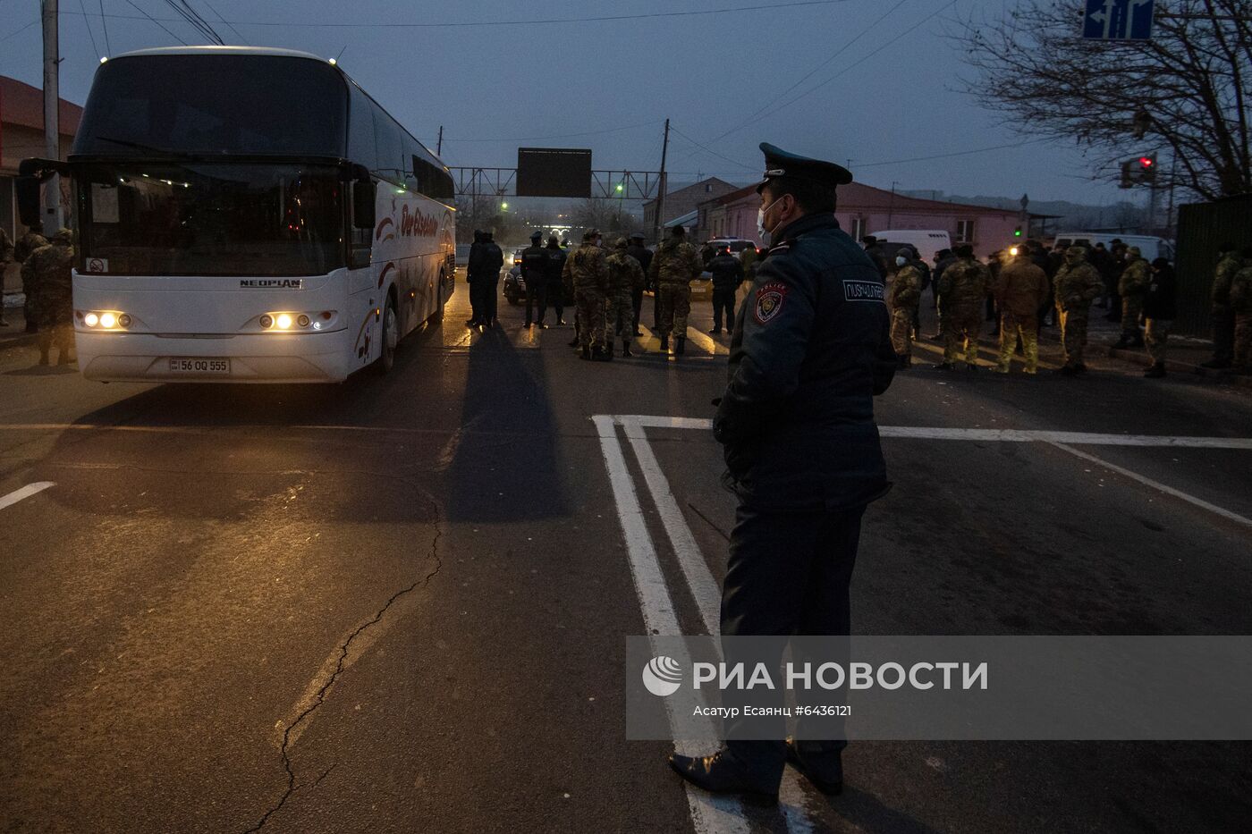 Противники Пашиняна попытались сорвать его визит в Москву