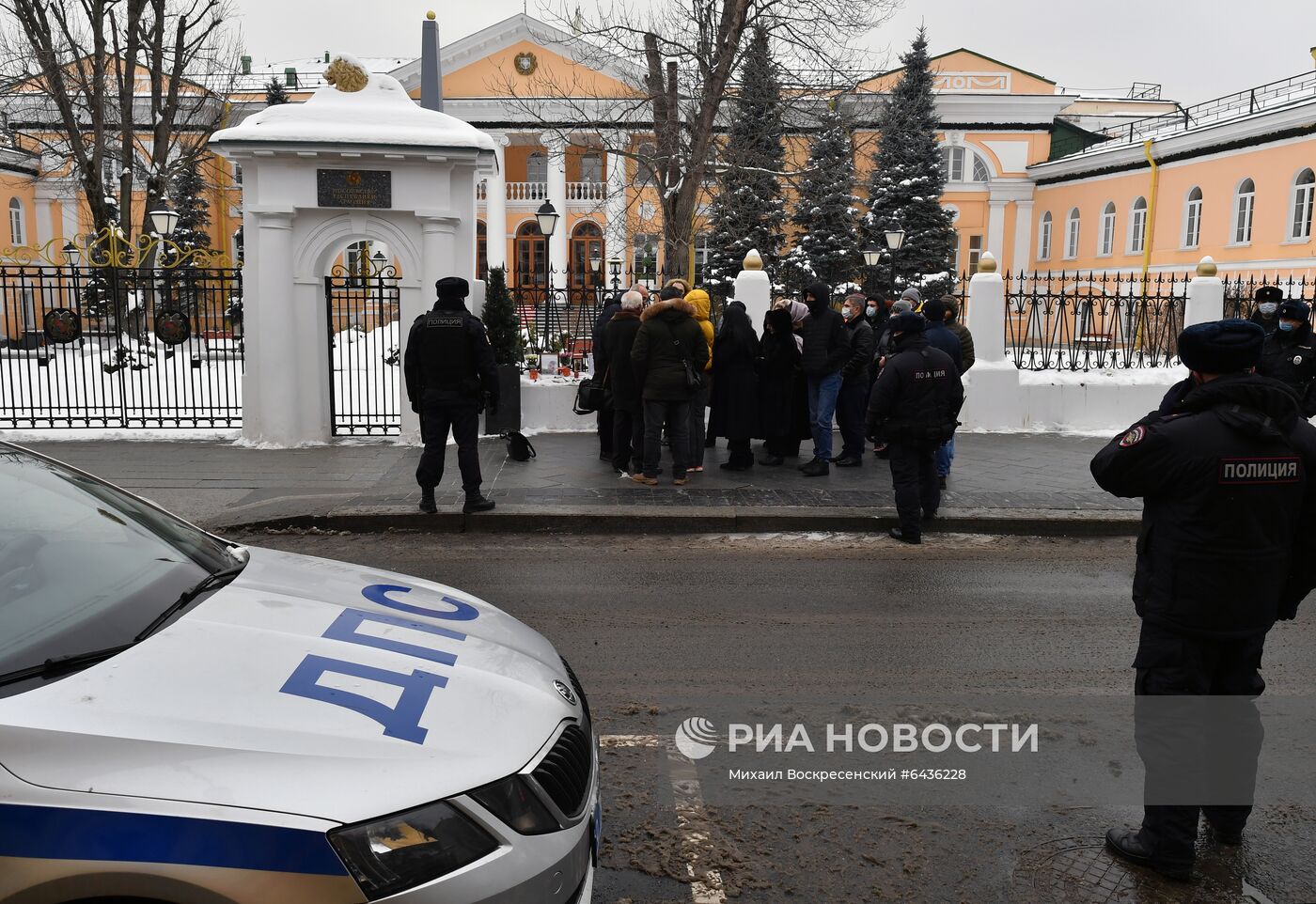 Акция протеста у посольства Армении в Москве