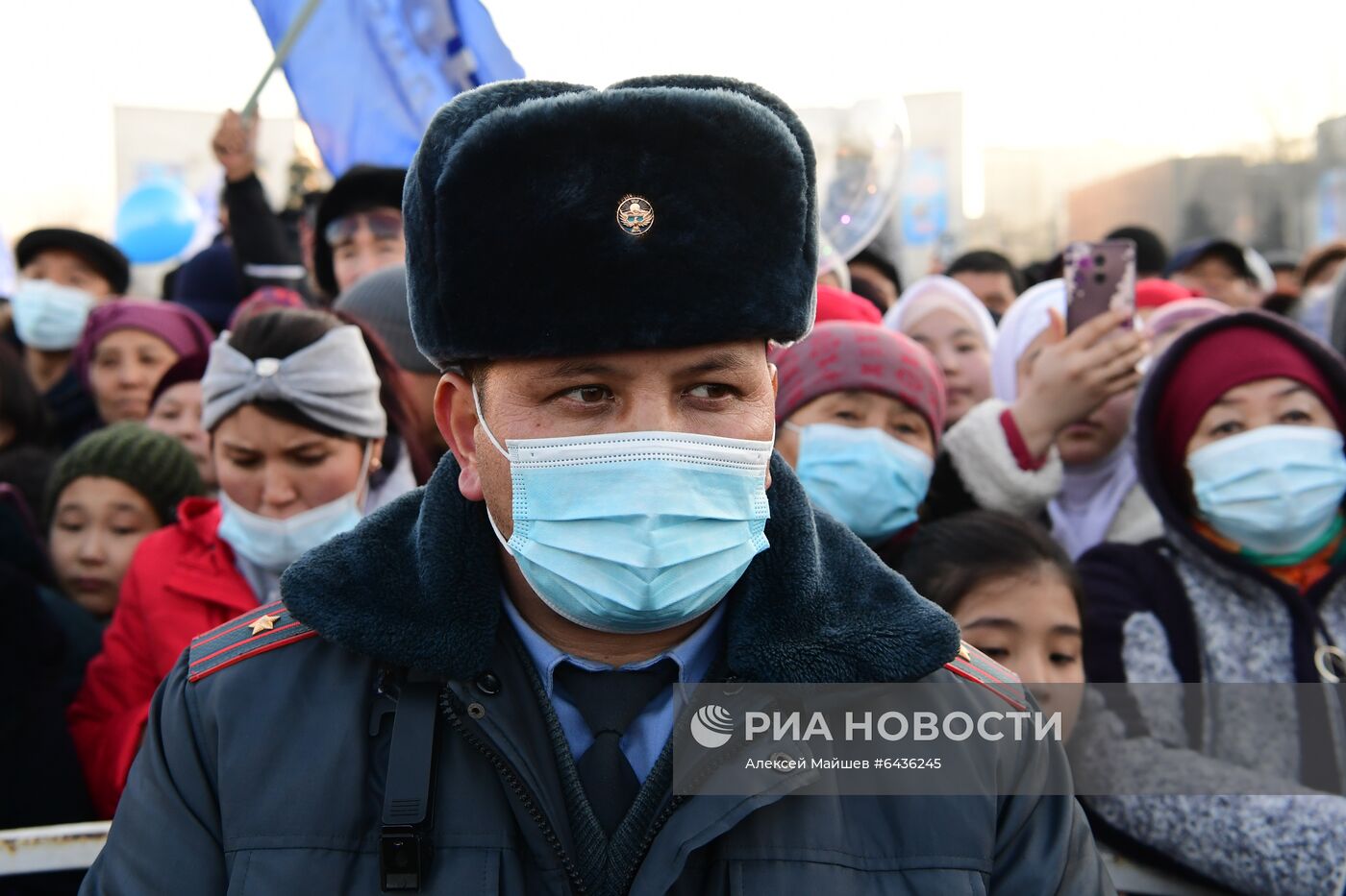 Митинг сторонников С. Жапарова в Бишкеке