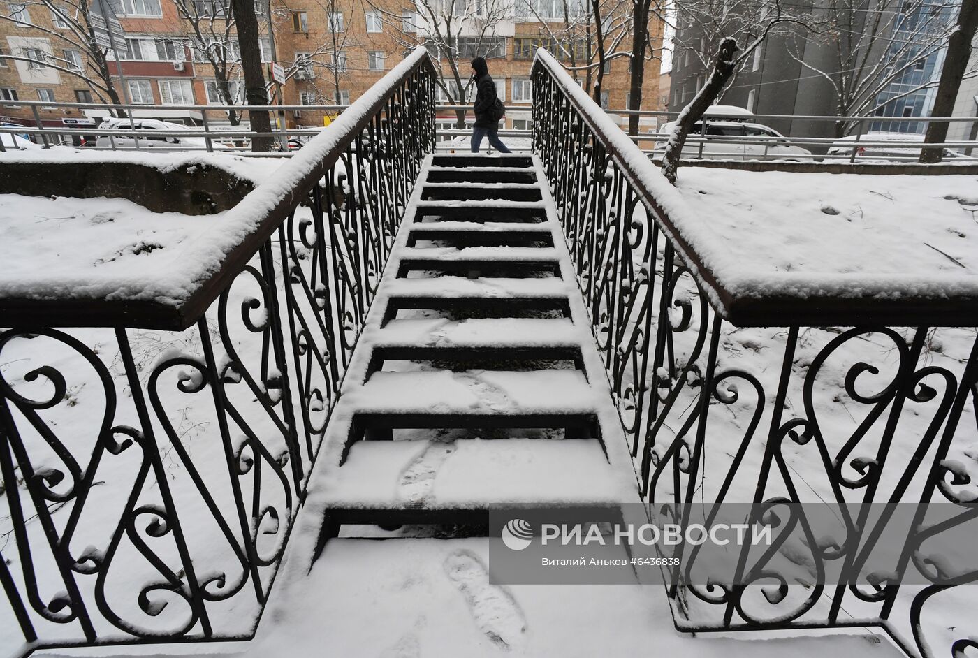 Снегопад во Владивостоке