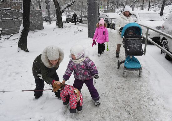 Снегопад во Владивостоке