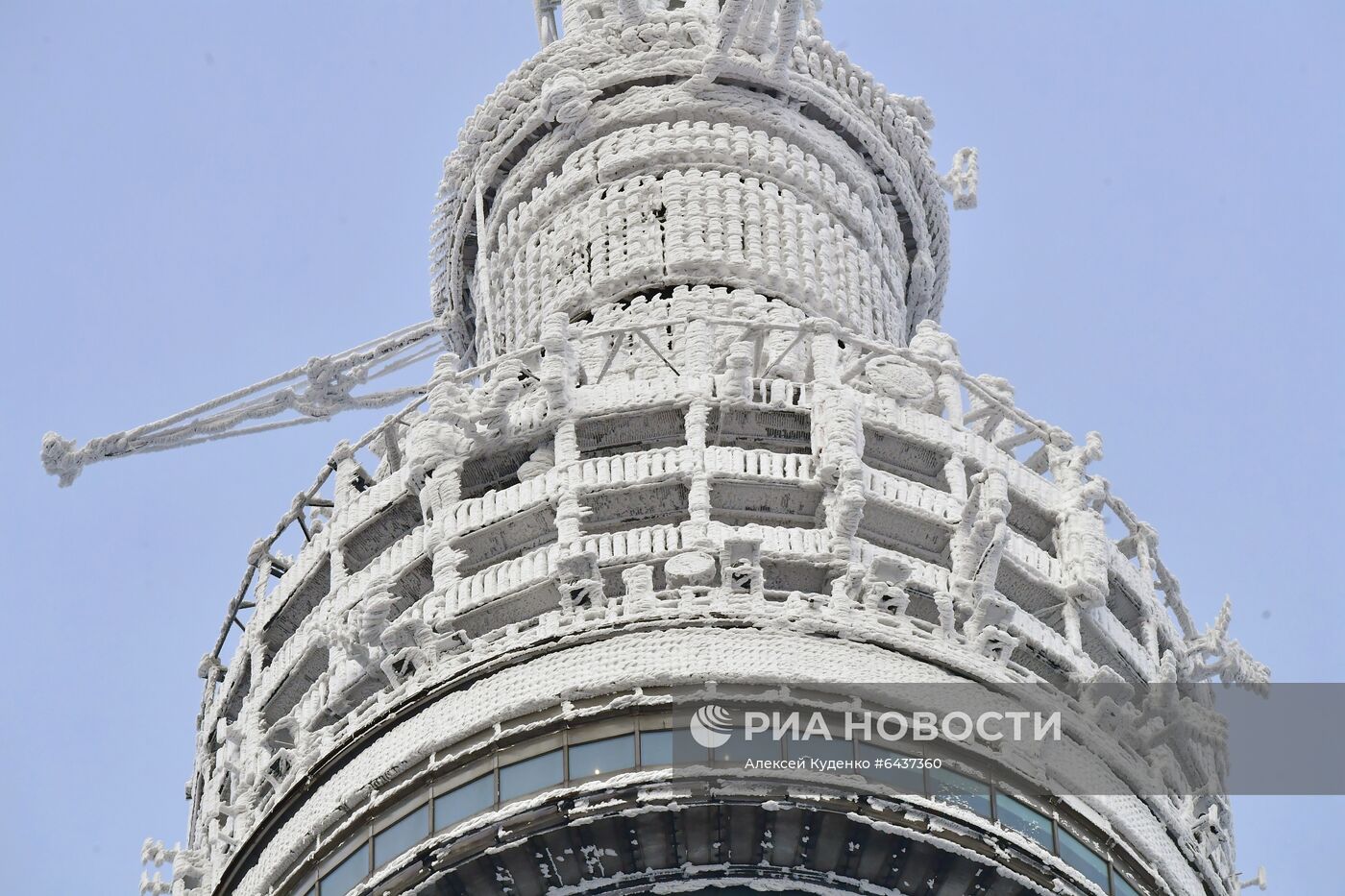 Останкинская телебашня в Москве