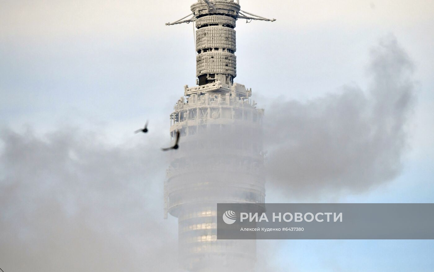 Останкинская телебашня в Москве