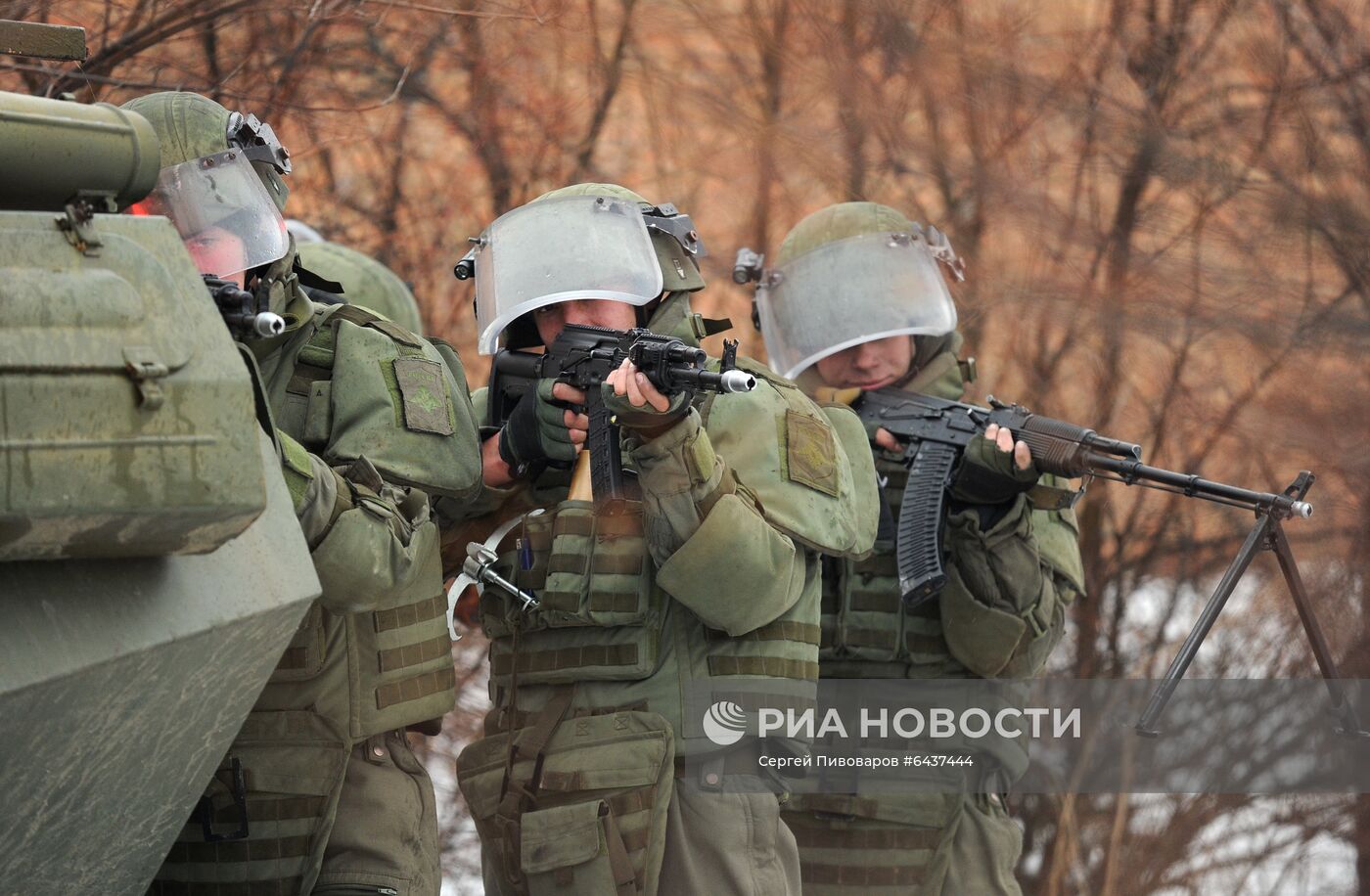 Учения инженерно-штурмового подразделения ЮВО в Ростовской области