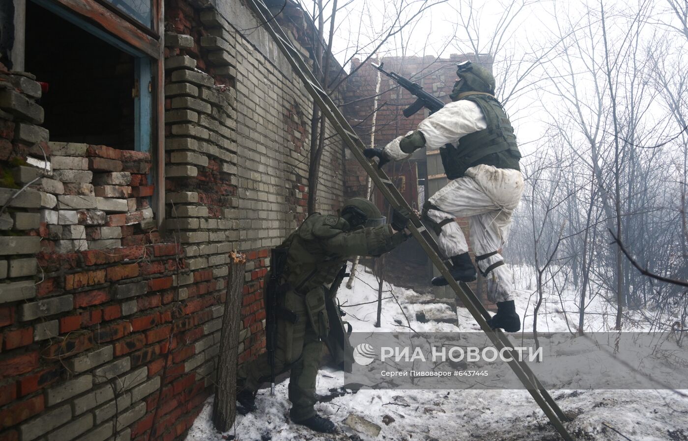 Учения инженерно-штурмового подразделения ЮВО в Ростовской области