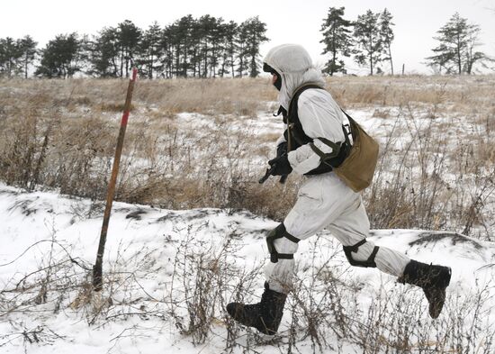 Учения инженерно-штурмового подразделения ЮВО в Ростовской области