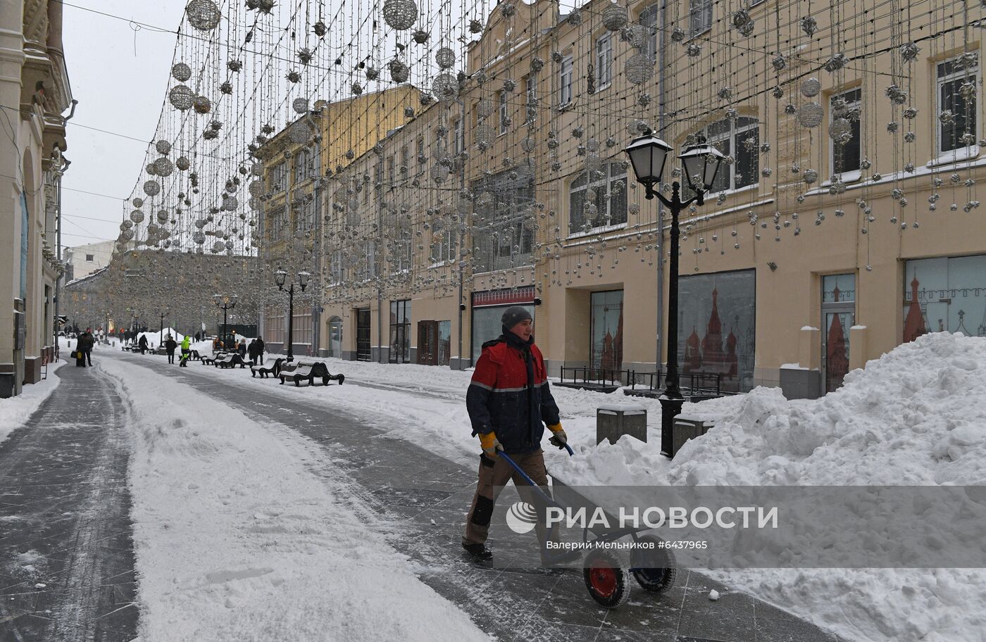 Снегопад в Москве