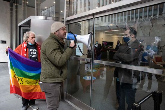 Открытие центра вакцинации в Нью-Йорке