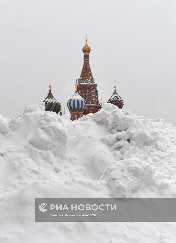 Снегопад в Москве