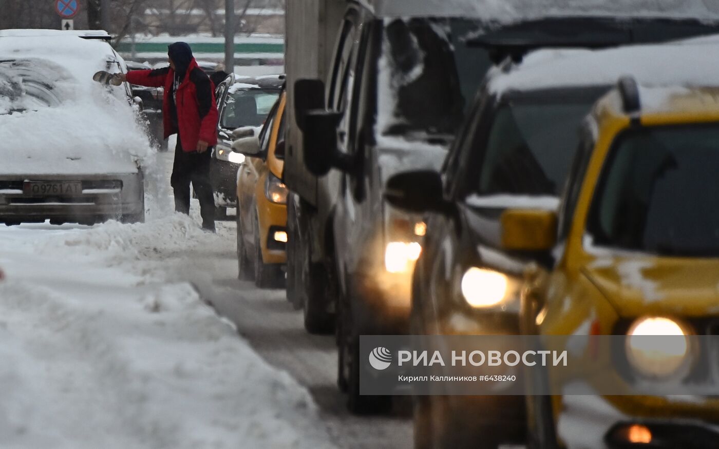 Снегопад в Москве