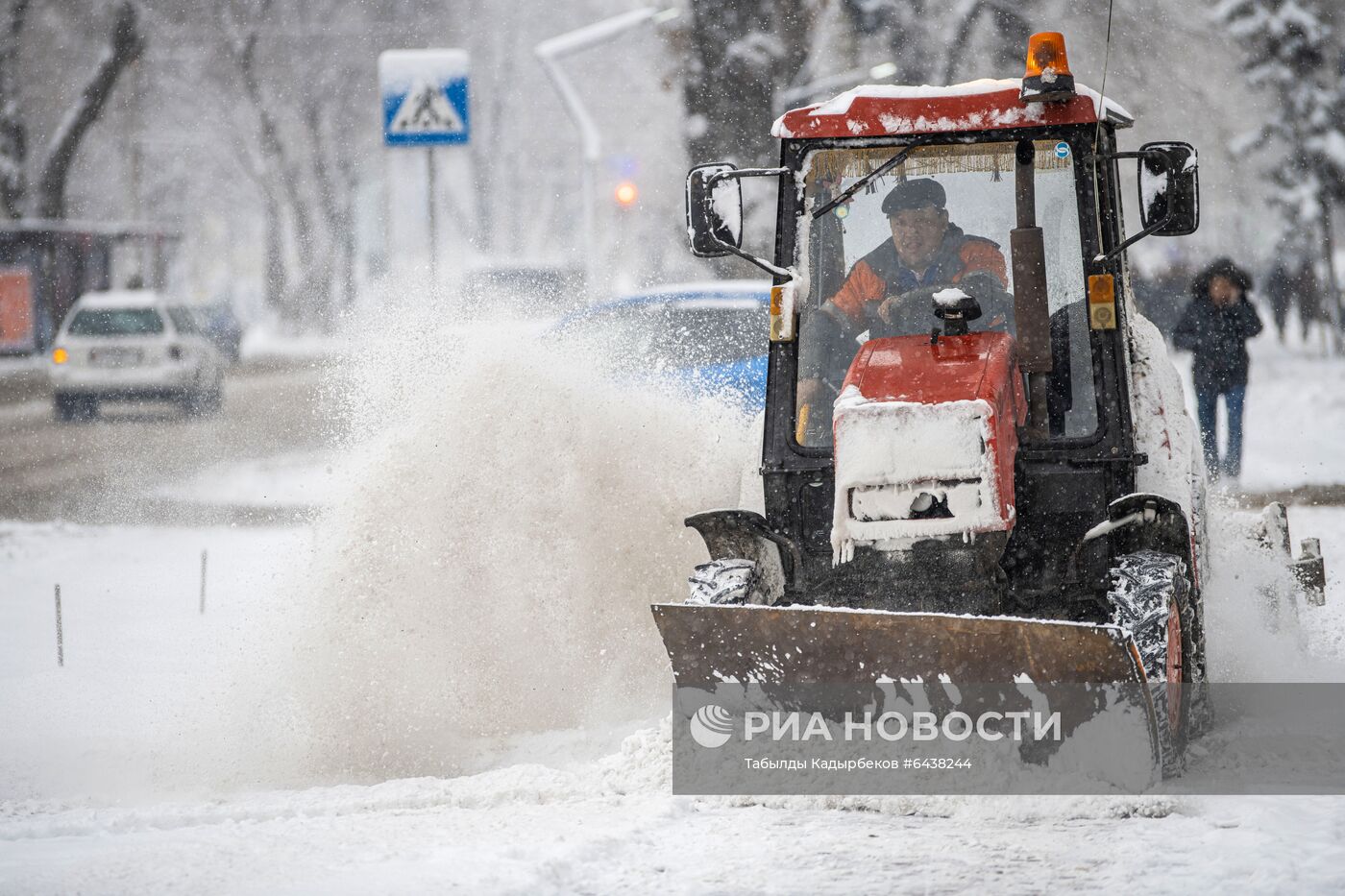 Снегопад в Бишкеке