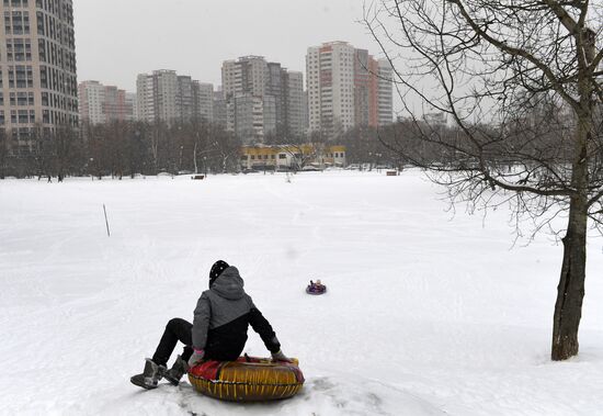 Снегопад в Москве