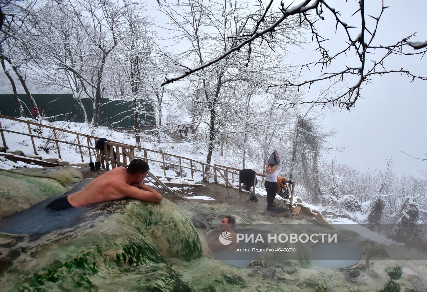 Горячие сероводородные источники в Пятигорске