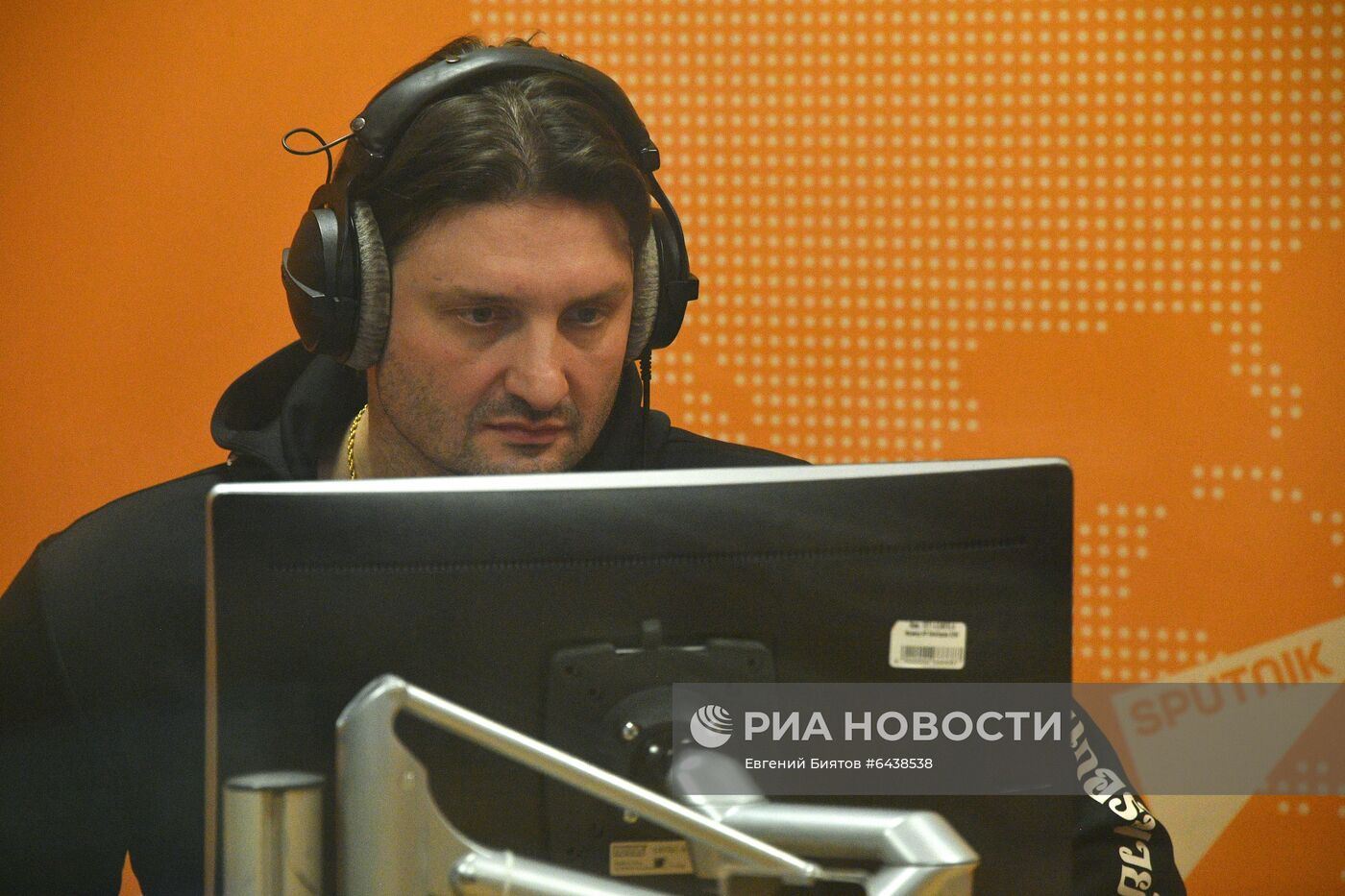 Авторская программа на радио Sputnik "Живая природа с Эдгардом Запашным"