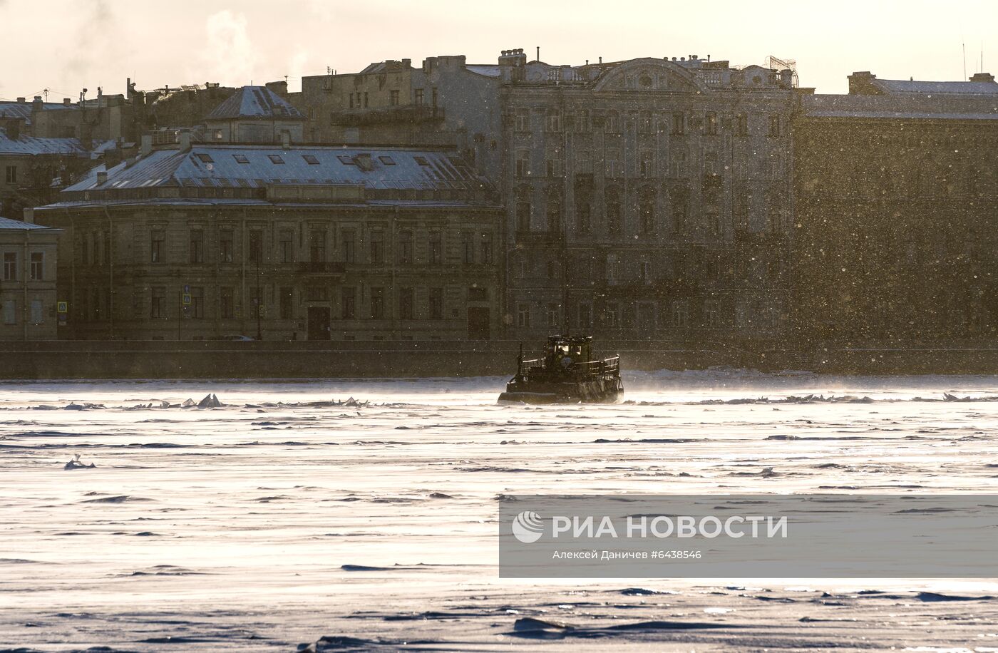 Зимняя Нева