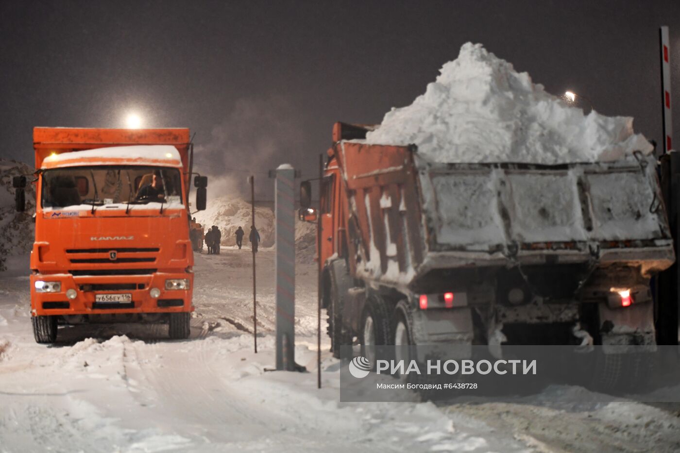 Уборка снега в Казани