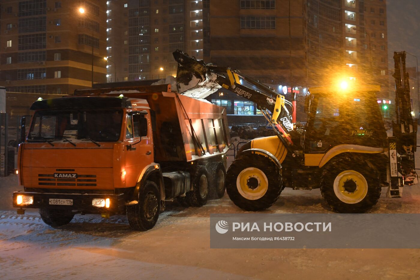 Уборка снега в Казани