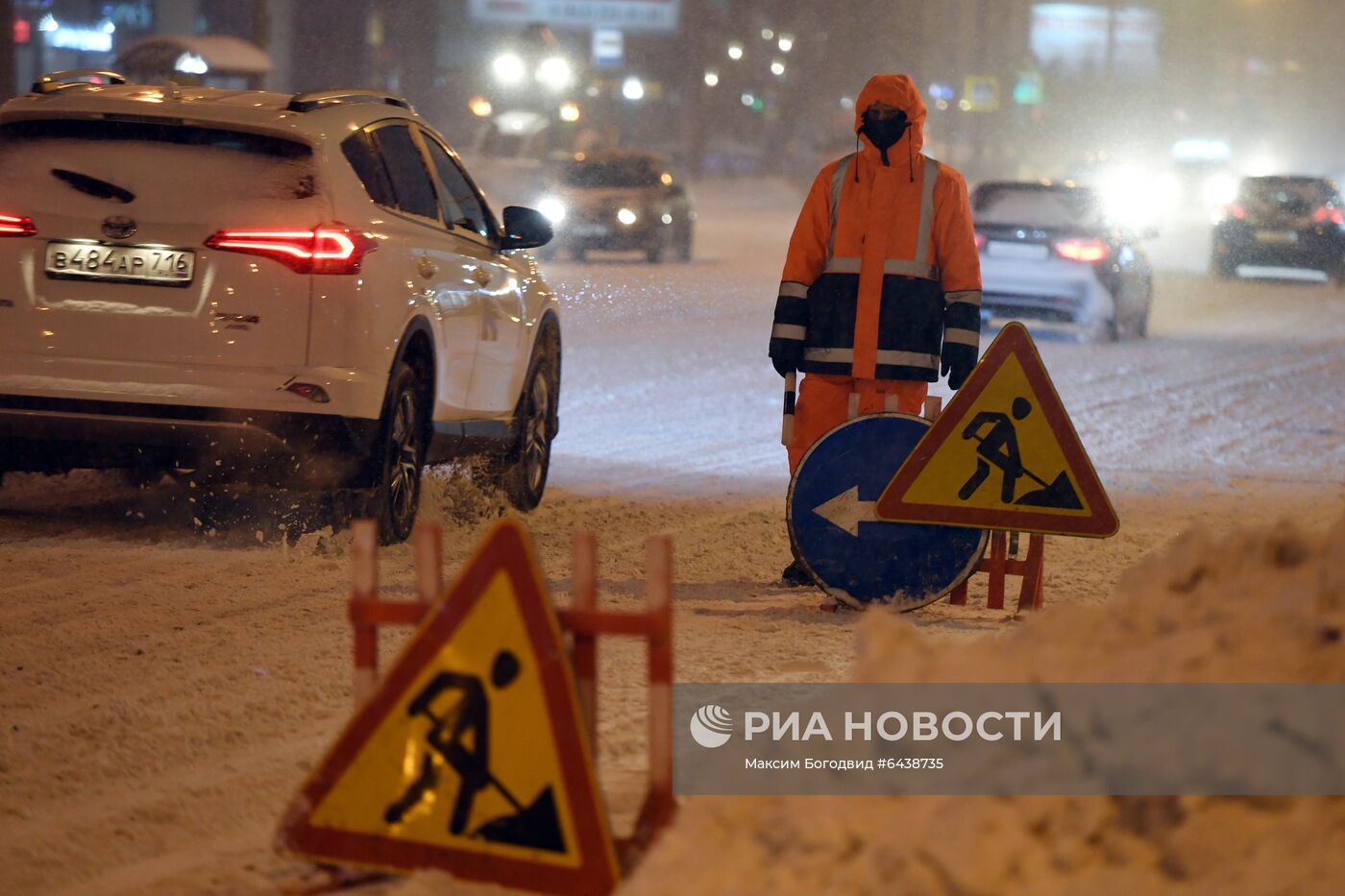 Уборка снега в Казани