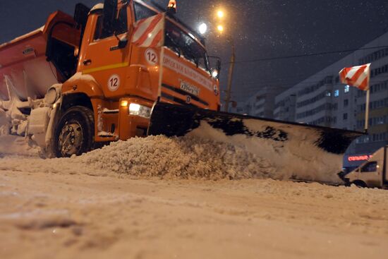 Уборка снега в Казани