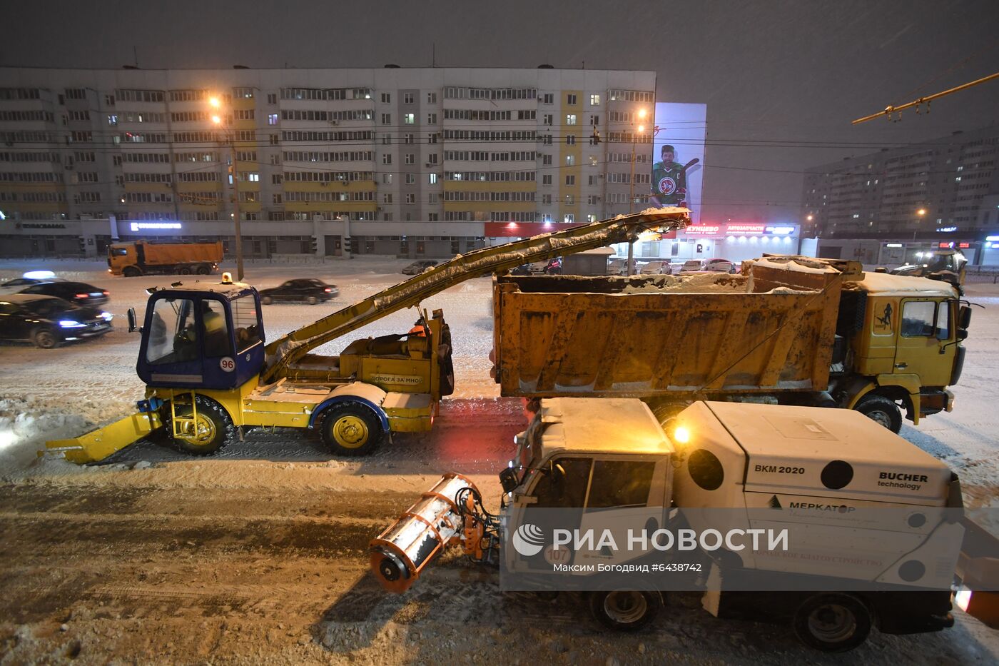 Уборка снега в Казани