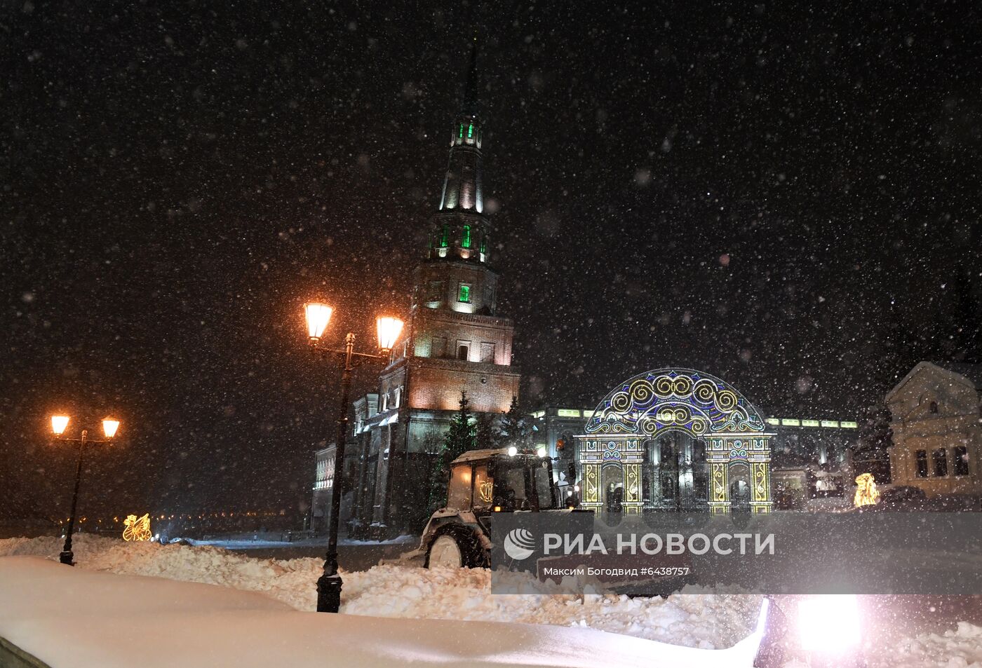 Уборка снега в Казани