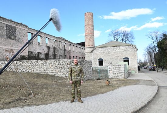 Президент Азербайджана И. Алиев посетил г. Шуша