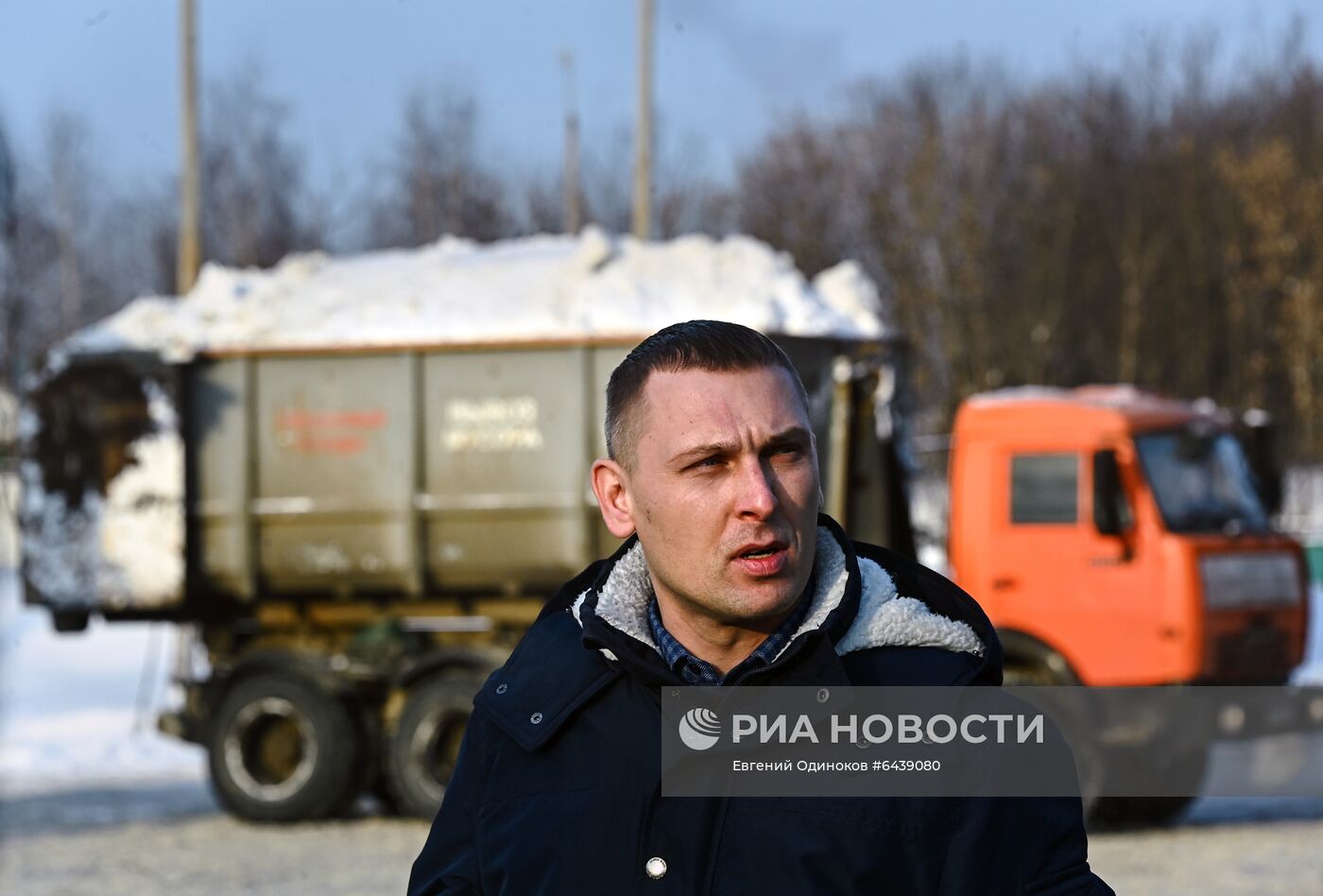 Работа снегоплавильного пункта в Москве