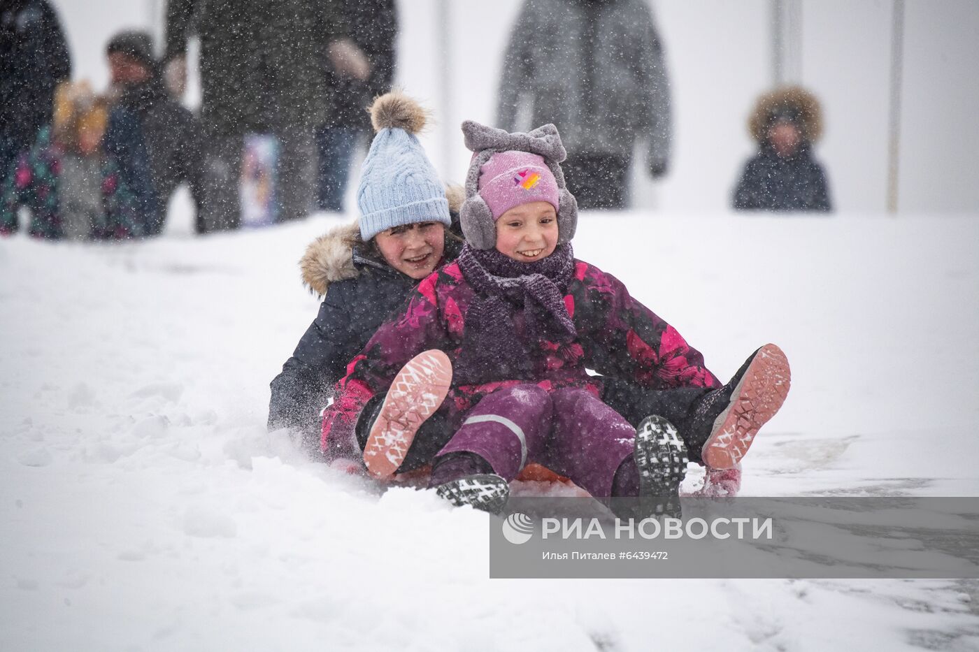 Отдых горожан в парке "Ходынское поле"