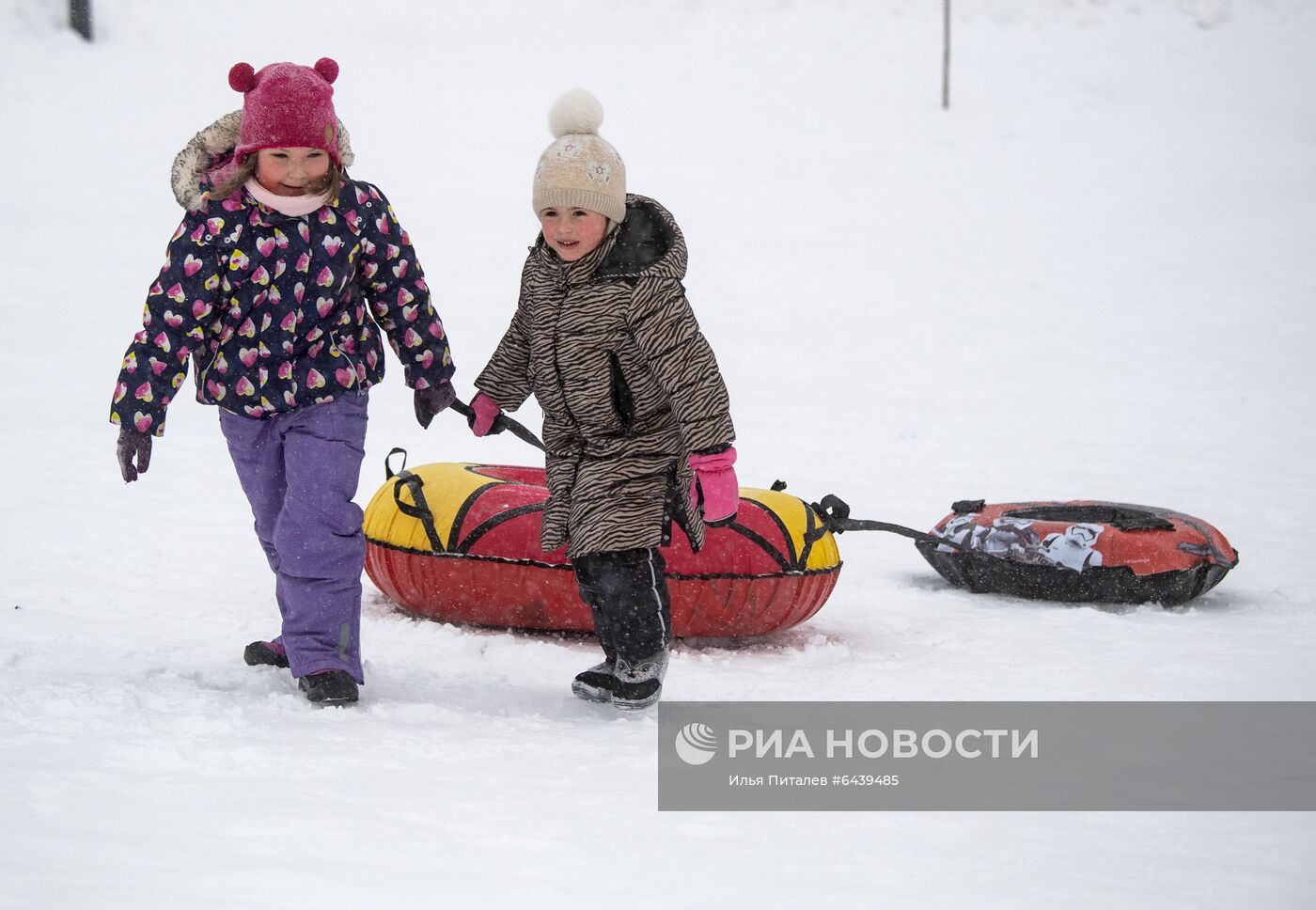 Отдых горожан в парке "Ходынское поле"