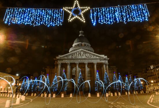 Огни карантинного Парижа