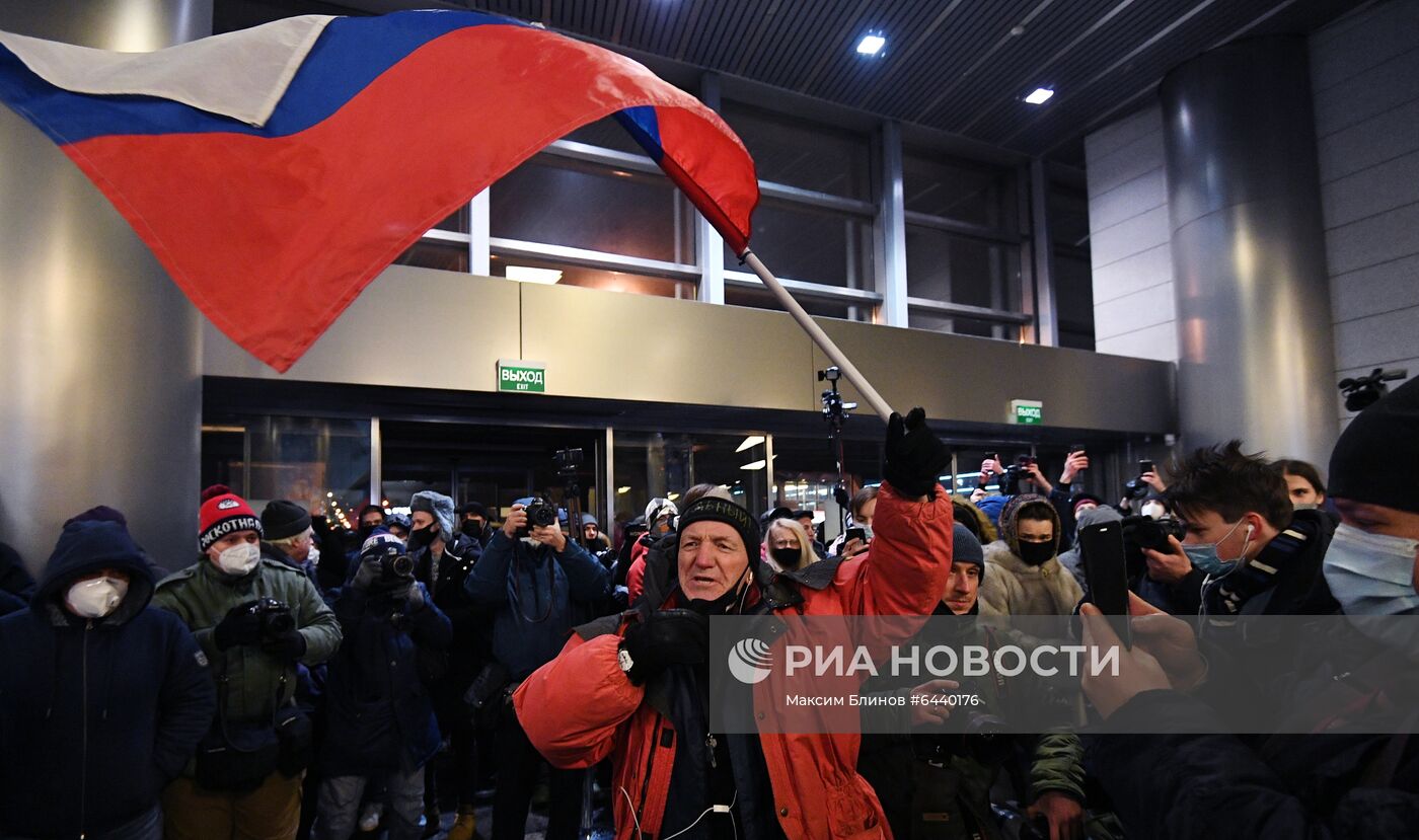 Аэропорт Внуково, куда должен прилететь А. Навальный