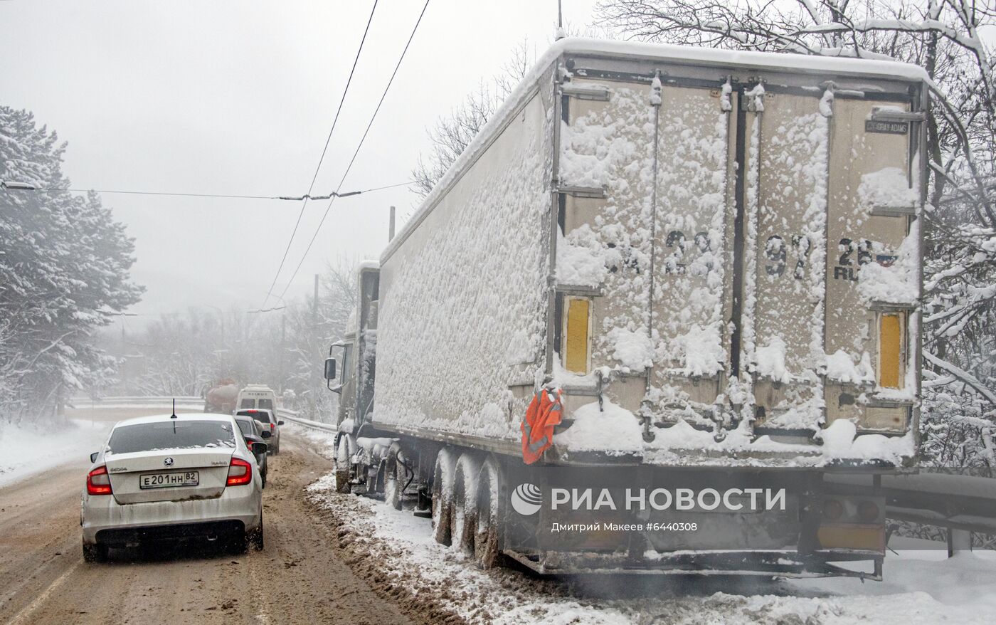 Снег в Крыму