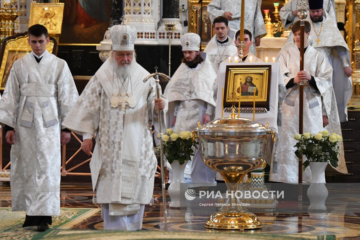 Патриаршее служение в Крещенский сочельник в Храме Христа Спасителя