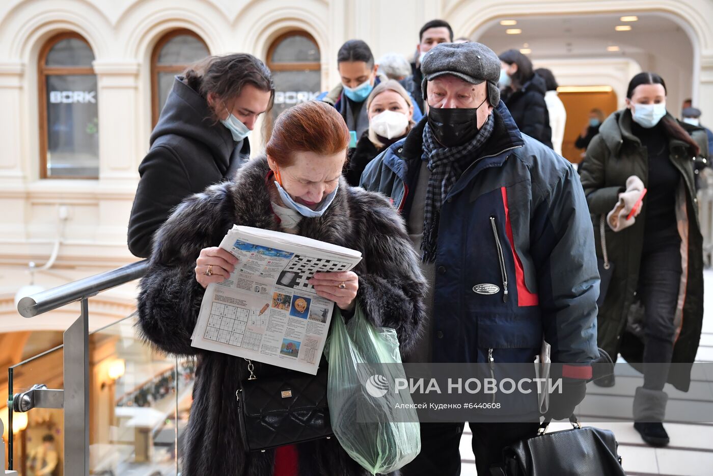 Открытие пункта вакцинации от COVID-19 в ГУМе